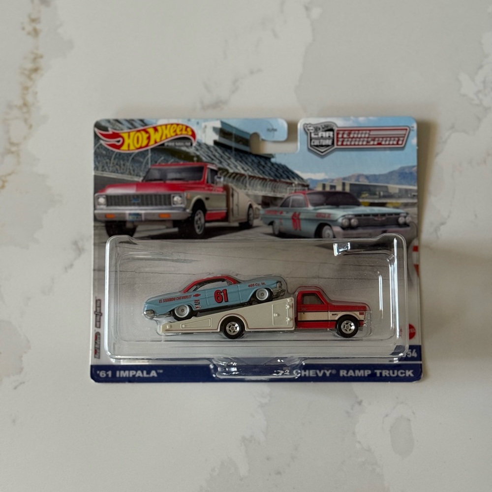 Hot Wheels '61 Impala and '72 Chevy Ramp Truck, Team Transport #54